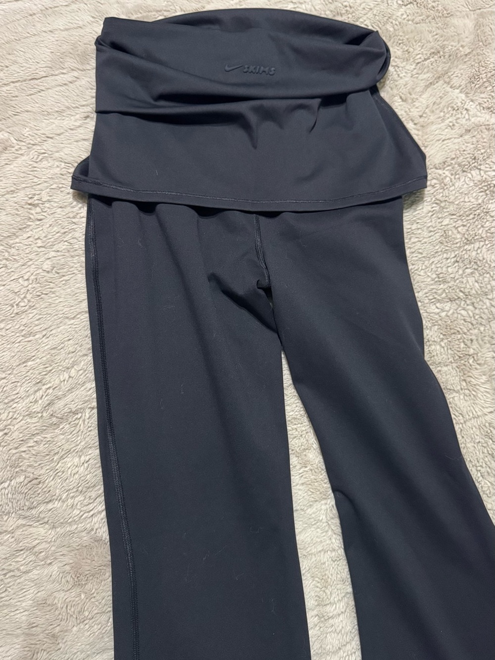 SKIMSxNike - NWT- Matte Foldover Slim Flare Leggings- Size Small- Obsidian - Picture 14 of 16